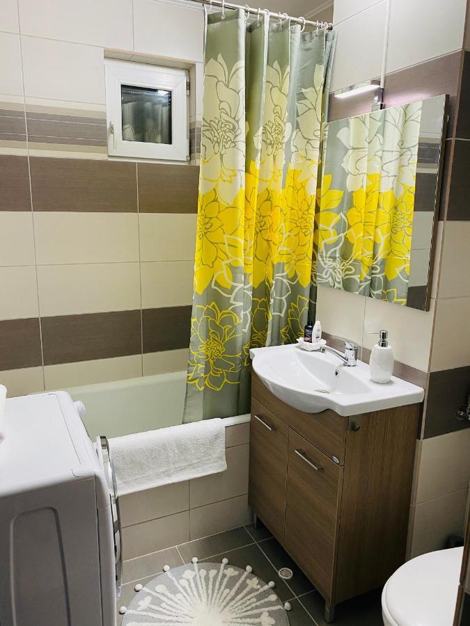 Sellada Apartament - Free Private Parking,Ac,Wi-Fi Carei Εξωτερικό φωτογραφία